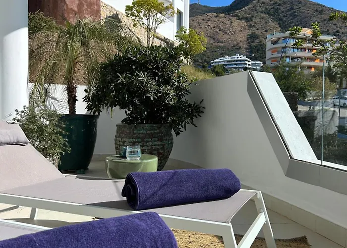 Modern Pedro, Higueron Reserve Фуэнхирола