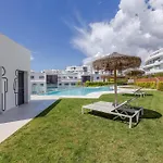 Modern Pedro, Higueron Reserve Apartamento *