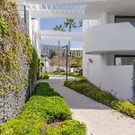 Modern Pedro, Higueron Reserve Apartamento